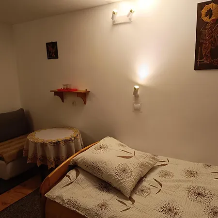 Aura Homestay