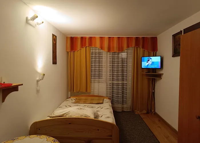 Aura שצ'קלארסקה פוראובה